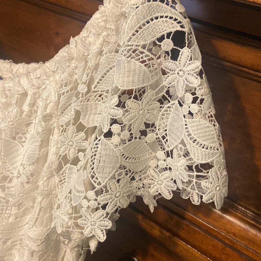 White Ralph Lauren lace eyelet dress. - Picture 3 of 4